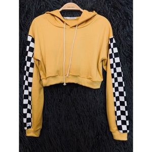 Yellow checker-sleeve crop hoodie